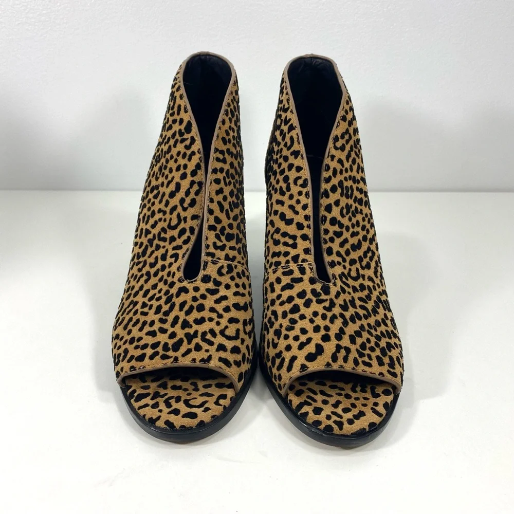 1. State Eren Cheetah Print Tan Suede Leather V Cut Vamp Peep Toe Wedges Heels 9